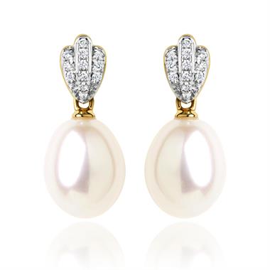 18ct Yellow Gold Freshwater Pearl and Diamond Drop Earrings  thumbnail