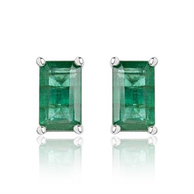 18ct White Gold Emerald Solitaire Stud Earrings thumbnail