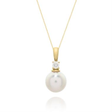 18ct Yellow Gold Akoya Pearl and Diamond Pendant thumbnail
