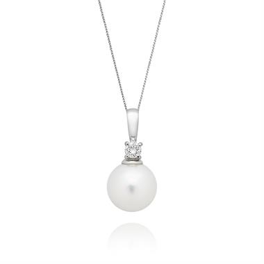 18ct White Gold Akoya Pearl and Diamond Pendant thumbnail