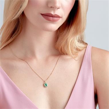 18ct Yellow Gold Vintage Design Emerald and Diamond Pendant thumbnail