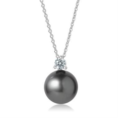 18ct White Gold Tahiti Pearl and Diamond Necklace thumbnail