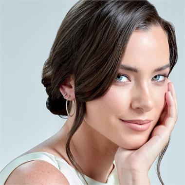 18ct White Gold Huggie Hoop Earrings 0.23ct thumbnail
