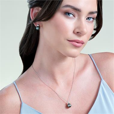 18ct White Gold Tahiti Pearl and Diamond Earrings thumbnail