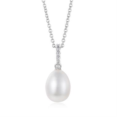 18ct White Gold Freshwater Pearl and Diamond Pendant thumbnail