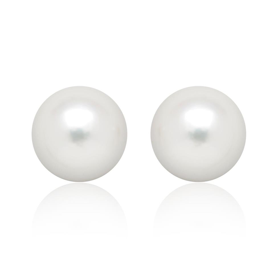 18ct Yellow Gold Akoya AA Grade Pearl Stud Earrings 5.5mm Thumbnail Image 0