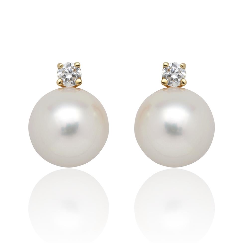 18ct Yellow Gold Akoya Pearl and Diamond Stud Earrings 6.0mm Thumbnail Image 0