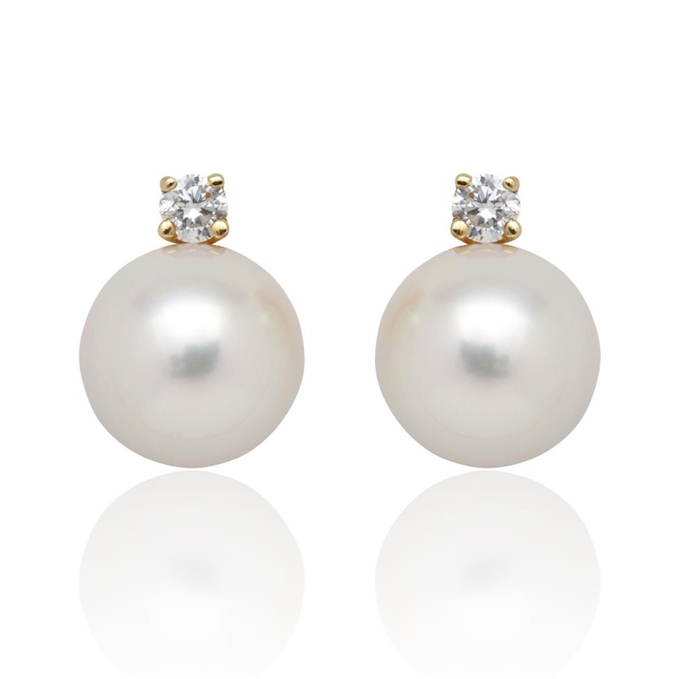 18ct Yellow Gold Akoya Pearl and Diamond Stud Earrings 6.5mm Thumbnail Image 0