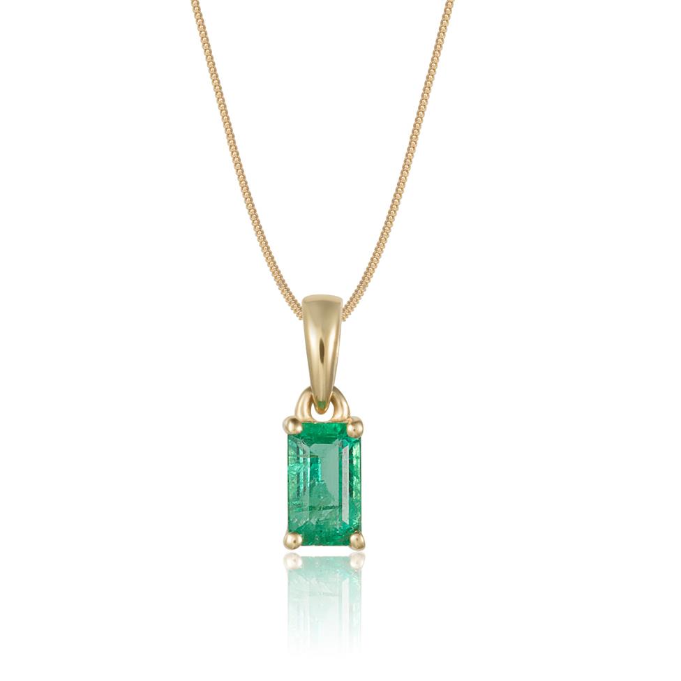 18ct Yellow Gold Solitaire Emerald Pendant Thumbnail Image 0
