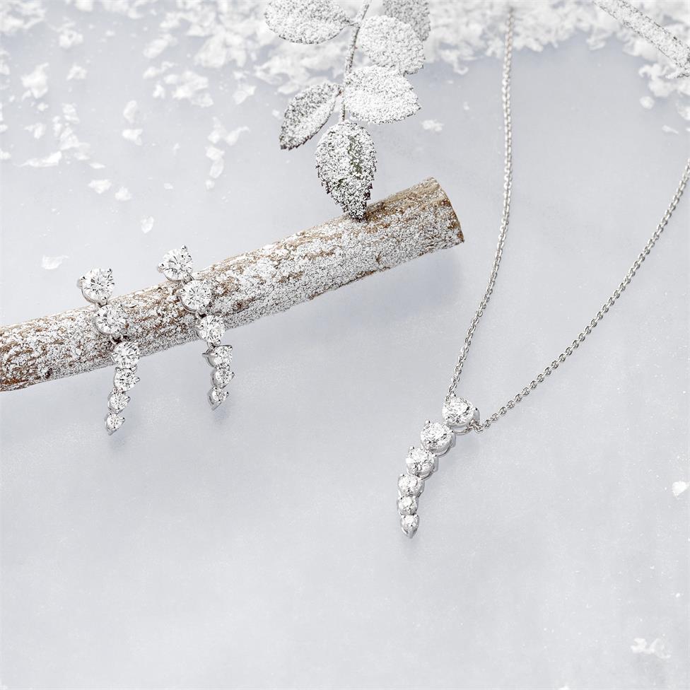 18ct White Gold Diamond Necklace 0.50ct Thumbnail Image 1