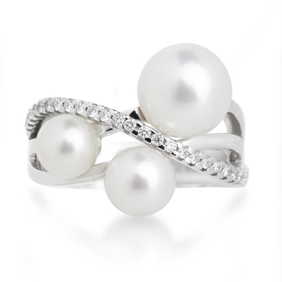 18ct White Gold Freshwater Pearl and Diamond Dress Ring Thumbnail Image 1