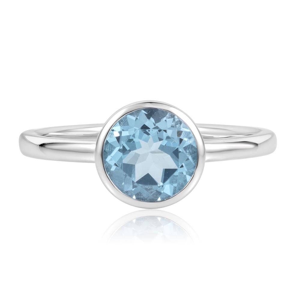 18ct White Gold Blue Topaz Rubover Dress Ring Thumbnail Image 2