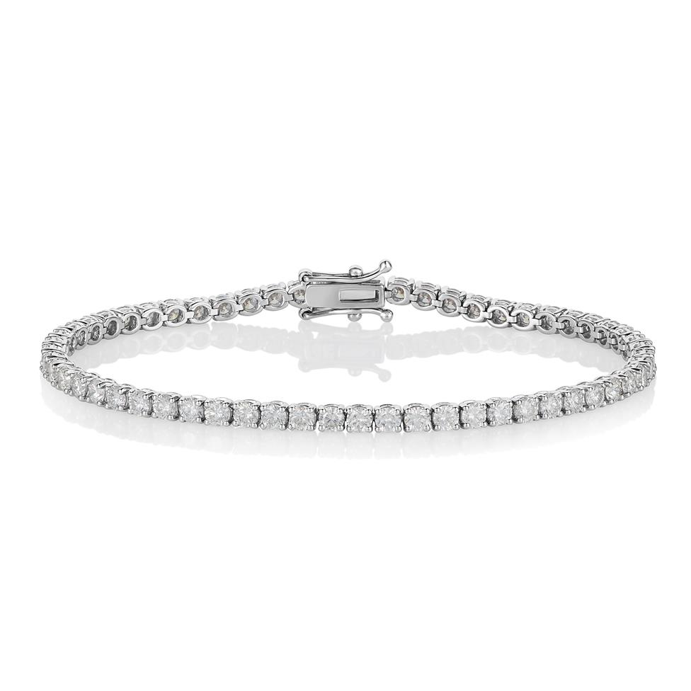 18ct White Gold Diamond Tennis Bracelet Thumbnail Image 0