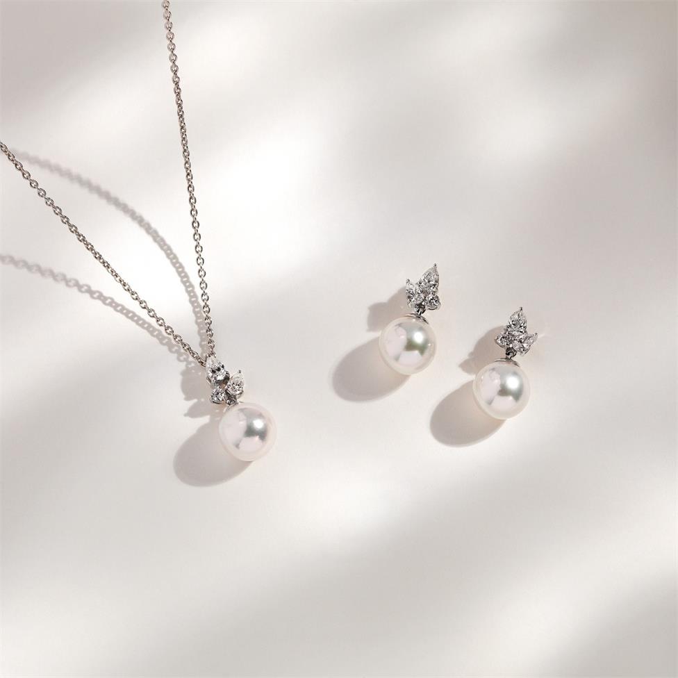 18ct White Gold Pearl and Mixed Diamond Earrings Thumbnail Image 1