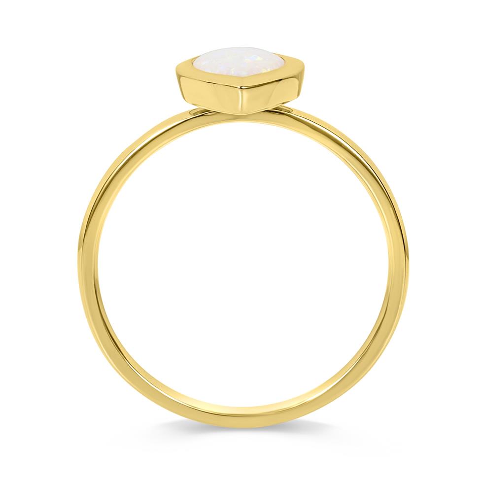 18ct Yellow Gold Pear Opal Ring Thumbnail Image 3