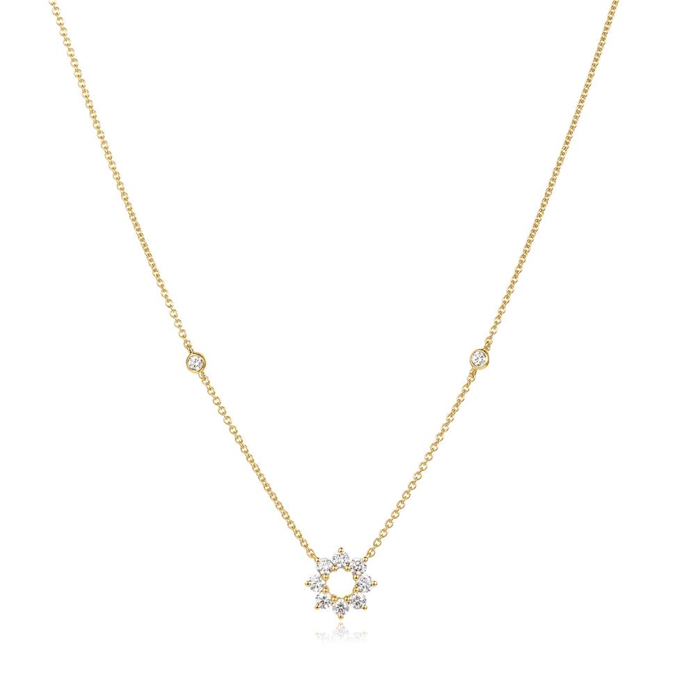 18ct Yellow Gold Diamond Flower Circle Necklace Thumbnail Image 2