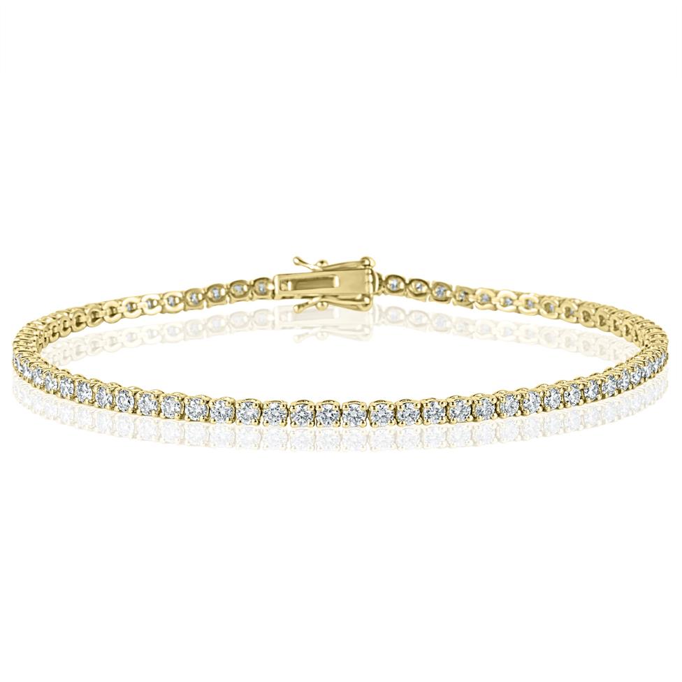 18ct Yellow Gold Diamond Tennis Bracelet 3.54ct Thumbnail Image 0