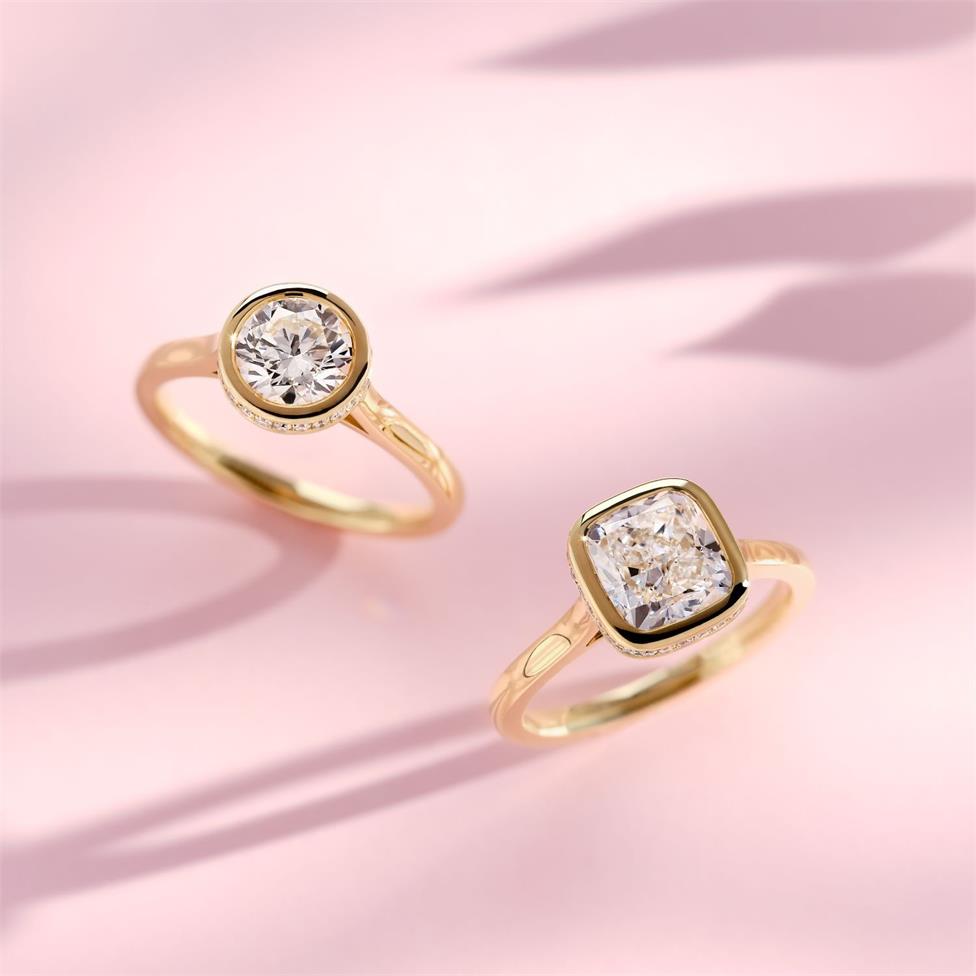 18ct Yellow Gold CushionDiamond Engagement Ring 2.52ct Thumbnail Image 5