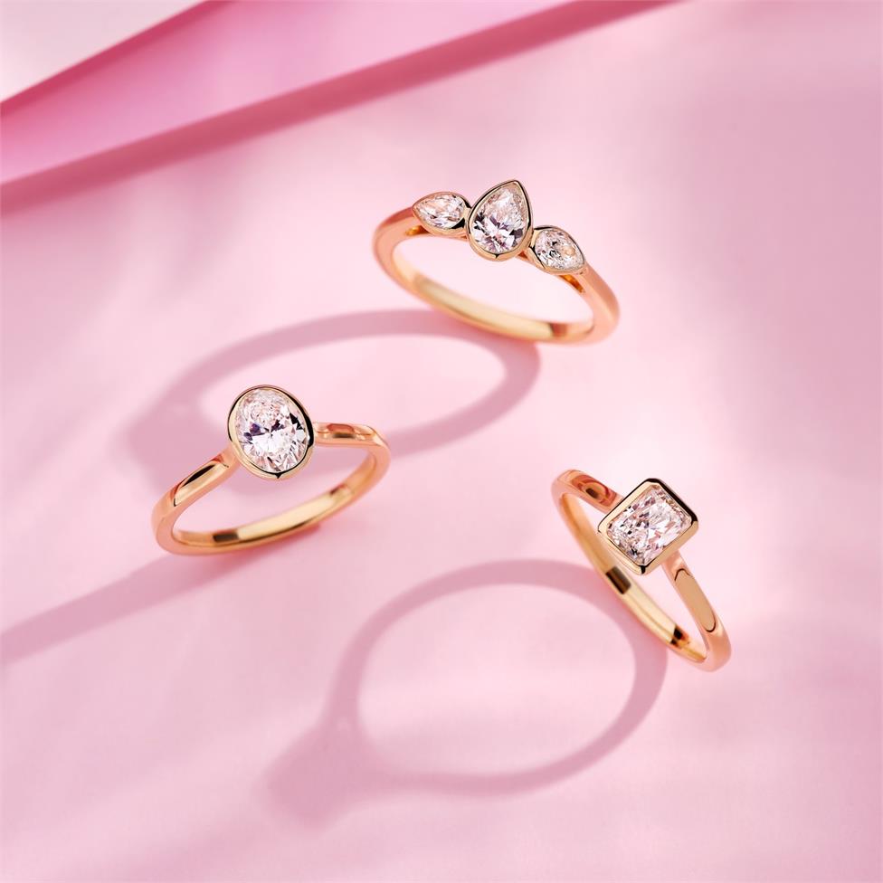 18ct Yellow Gold Three Stone Diamond Engagement Ring 0.66ct Thumbnail Image 4
