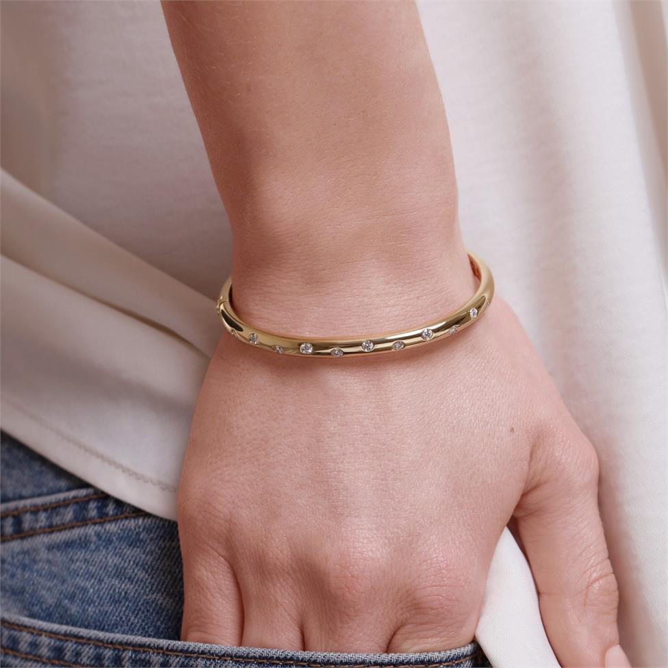 Astra 18ct Yellow Gold Diamond Bangle Thumbnail Image 1