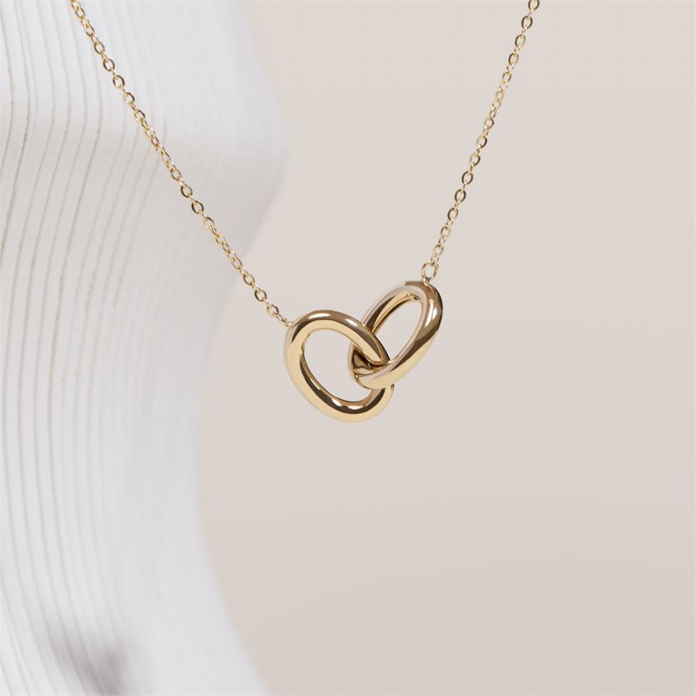 Union 18ct Yellow Gold Oval Necklace Thumbnail Image 3