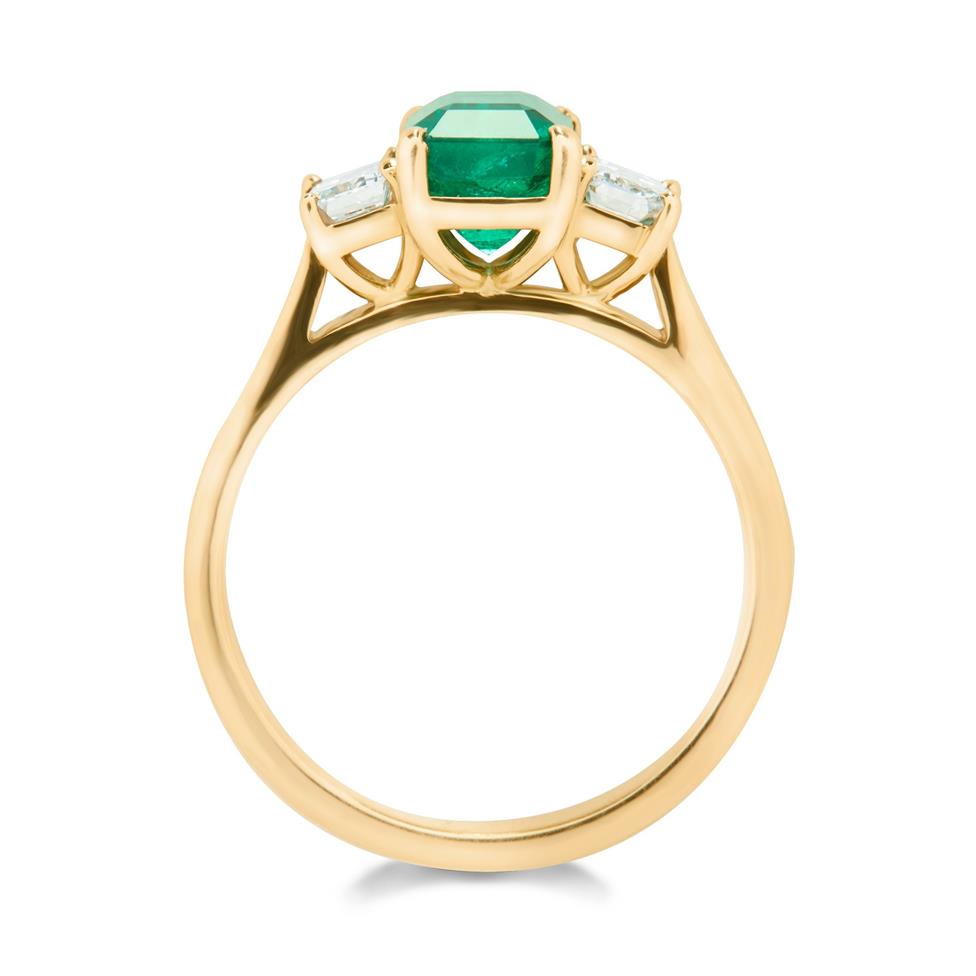 18ct Yellow Gold Emerald and Diamond Ring Thumbnail Image 2